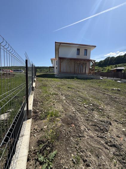 Casă individuală în Chinteni, nouă pe piața