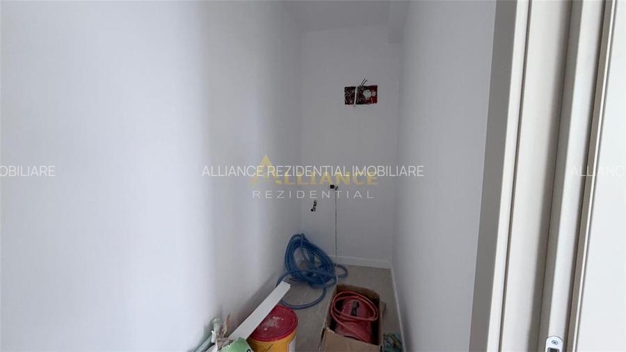 Casa Individuala - 5 camere -  2 bai - 430mp teren - 10