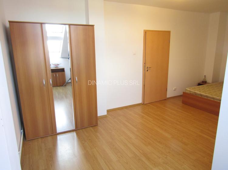 Apartament cu 2 camere + living, pe două niveluri, complet utilat și mobilat - 12
