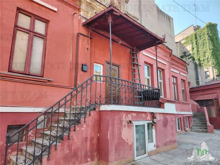 Apartament in vila de vanzare in zona Mosilor - Armeneasca