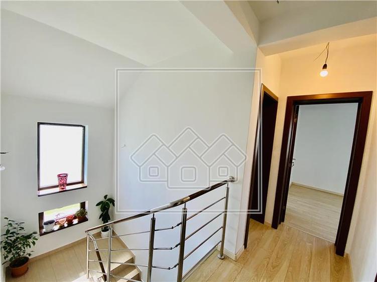Casa individuala in Bavaria, 5 camere, 2 bai, 135 mp utili