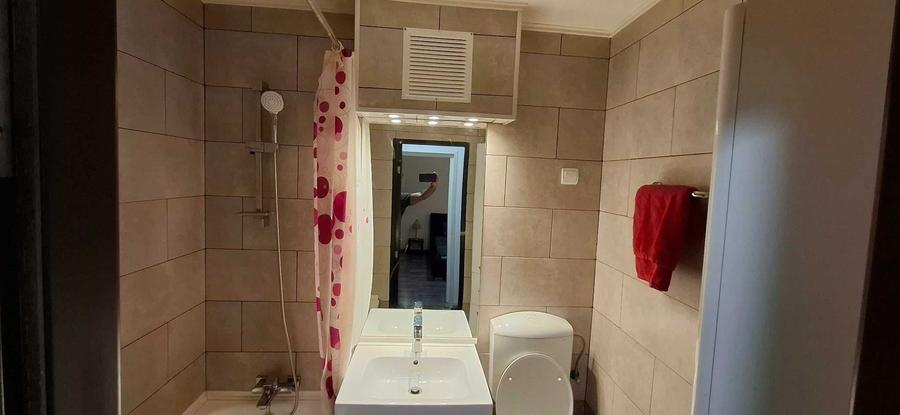 Vanzare Apartament 3 camere, etaj 2, bloc reabilitat, metrou Tudor Vladimirescu