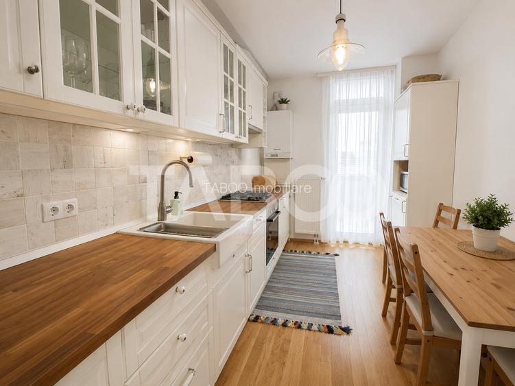 Apartament de vanzare 4 camere balcon boxa lift bloc nou zona Centrala - 11