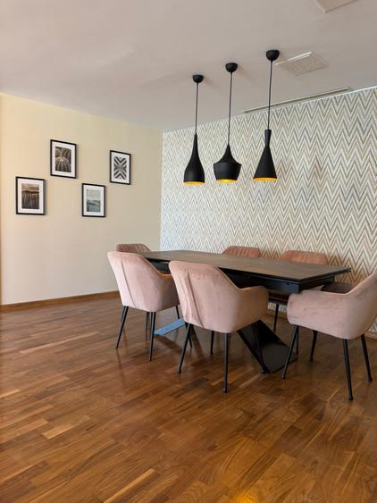 Apartament renovat situat in ansamblu rezidential cu piscina/ Iancu Nicolae