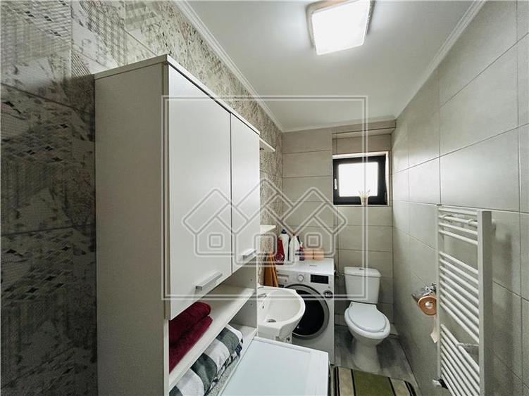 Ap cu 3 camere, 2 bai, gradina si loc de parcare - C. Arhitectilor