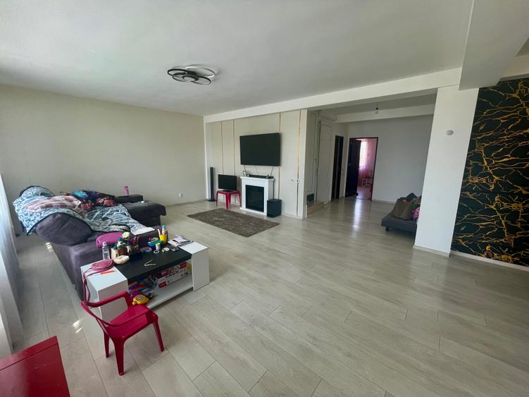 Casa individuala P+1+M situata in sector 4 Drumul Binelui