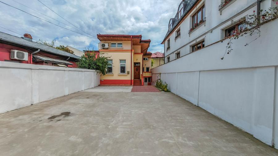 Vilă cu 6 Locuri de Parcare – Zona Centrală Tineretului / Șincai