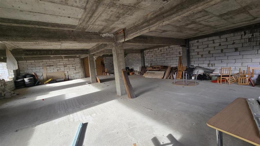 Spatiu Comercial cu terase si Hale de Vanzare in Frasin Suceava 0727817187