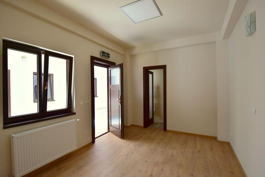 Spatiu de birou de inchiriat in zona Piata Unirii - Eugeniu de Savoya