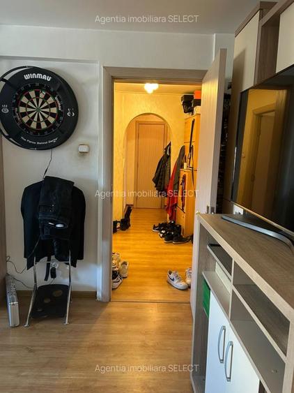 Mobilat, utilat ,Apartament cu 3 camere, Centru Nou