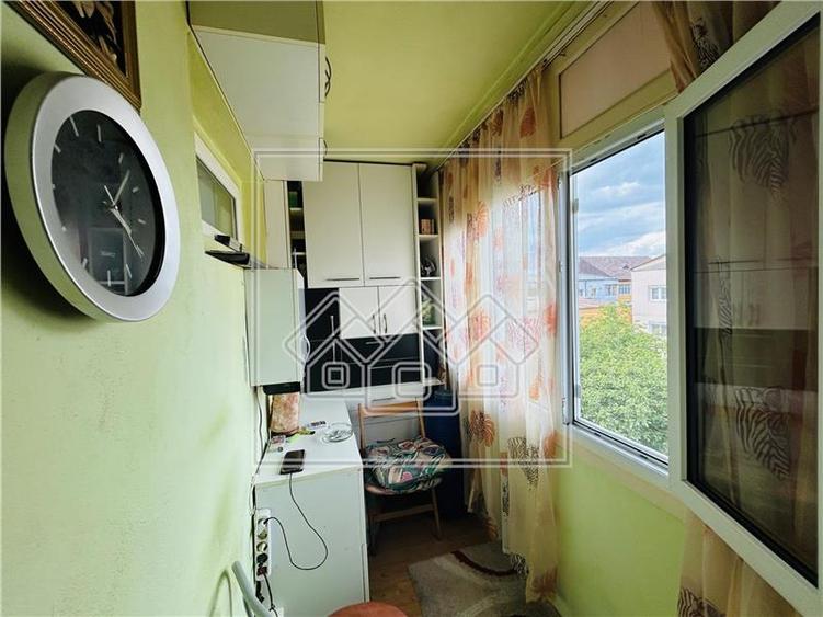 Ap decomandat, 3 camere, 2 balcoane - Cisnadie