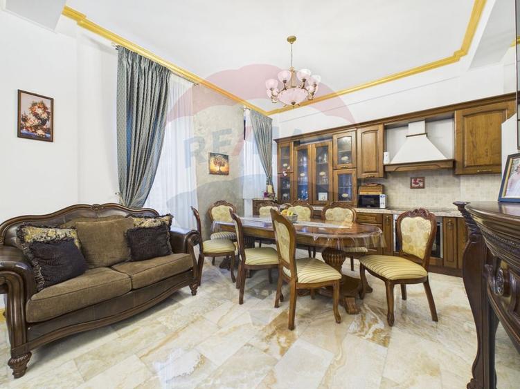 Vila Premium de vanzare P+2  Curte Privata - Therme