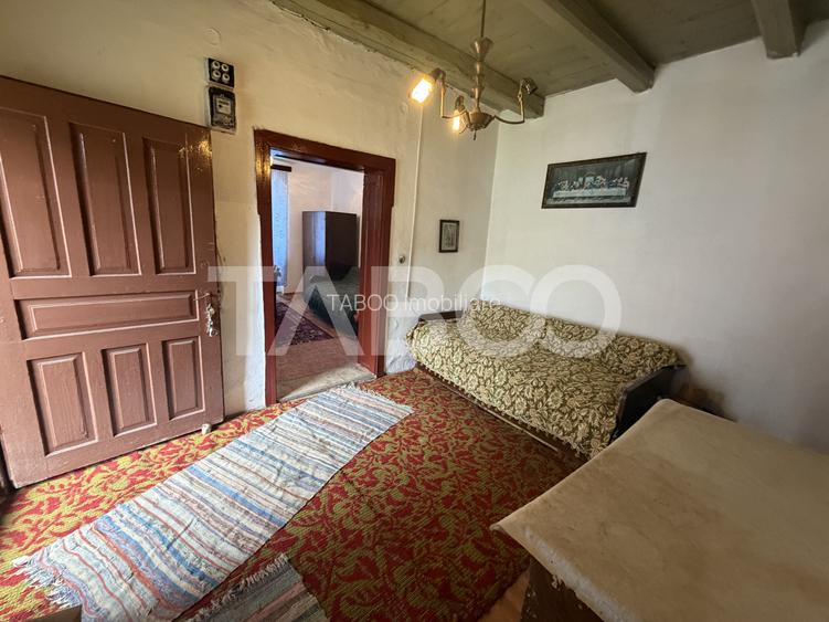 Casa de vacanta 3 camere anexa 720 m teren in Jibert Judetul Brasov - 4