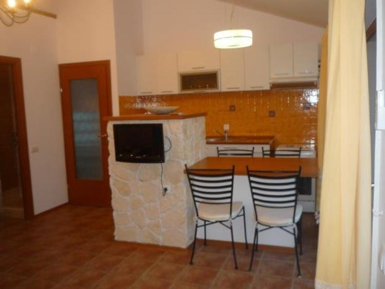 Casa de inchiriat in zona Faleza Nord/ Vila Reyna din Constanta
