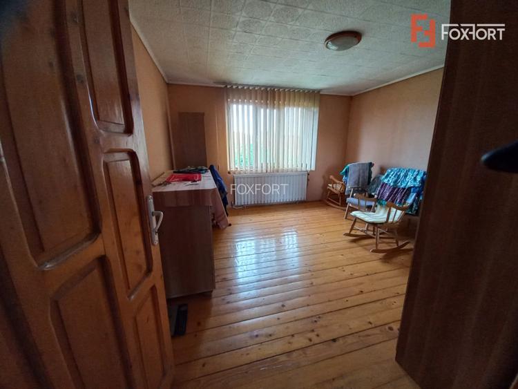 Casa individuala cu 5 camere si teren de 641 mp – zona Crisan - 2