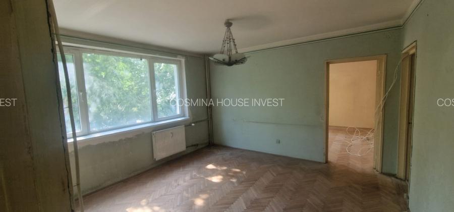Se vinde in Nord apartament 3 camere etaj 1/9,pret 68000 euro negociabil.