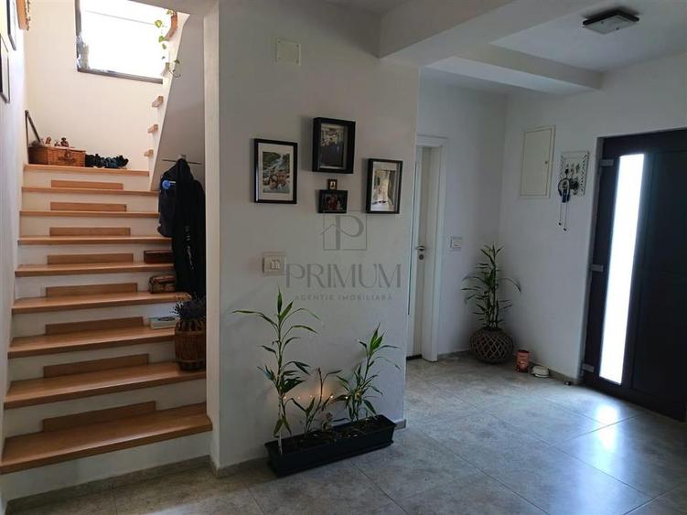 Calea Urseni - Casa individuala - 300mp teren - P+M - Zona Excelenta - Asfalt