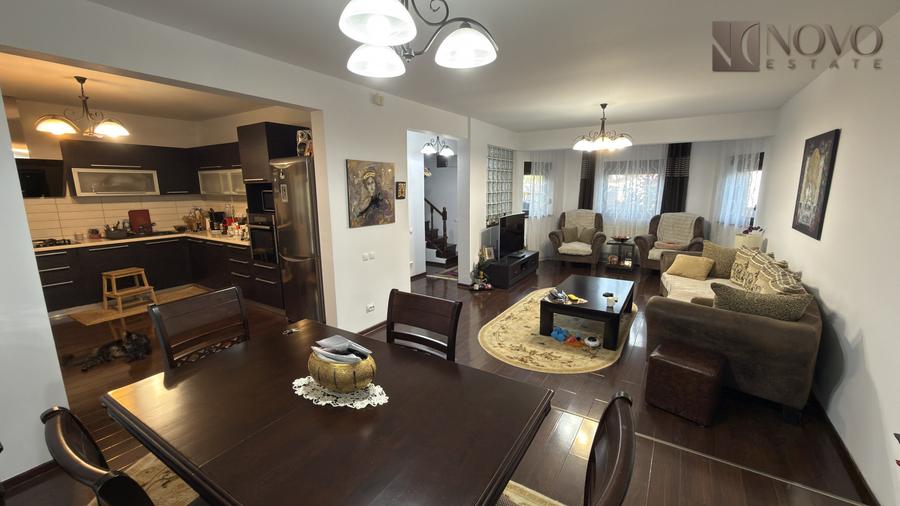 Casa individuala 4 camere 450mp teren oras Pantelimon