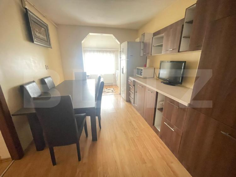 Apartament cu 3 camere si loc de parcare, zona Dumbrava Nord