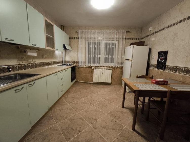 Inchiriere 3 camere vis-a-vis de MALL VITAN complet mobilat si utilat