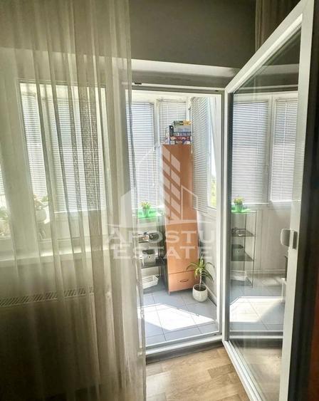 Apartament 2 camere de vanzare, zona Girocului
