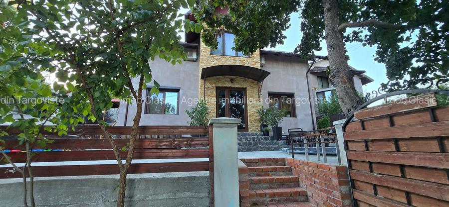 Moreni , Dambovita , vanzare proprietate -casa si teren