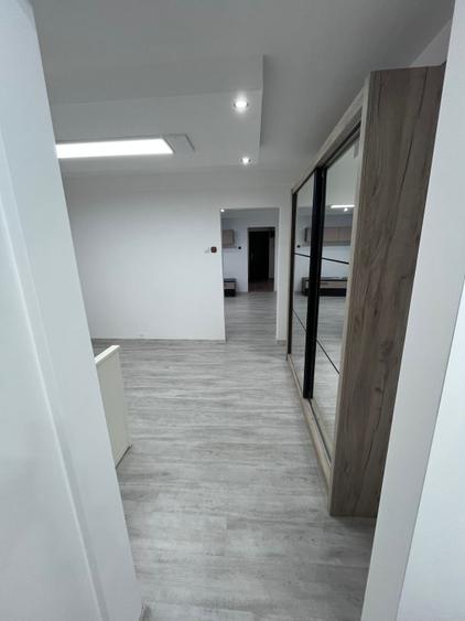 Apartament 3 camere, 63.80 mp utili, zona Centrala