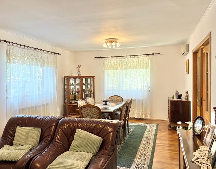 CASA CONSTRUITA IN ANII 2000 CU TEREN DE 304 MP - RETRASA - POLITEHNICA - MANIU