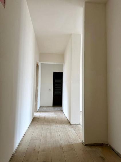 Apartament 2.5 camere +terasa -curte- bloc nou- Zona Plopi-Comision 0%