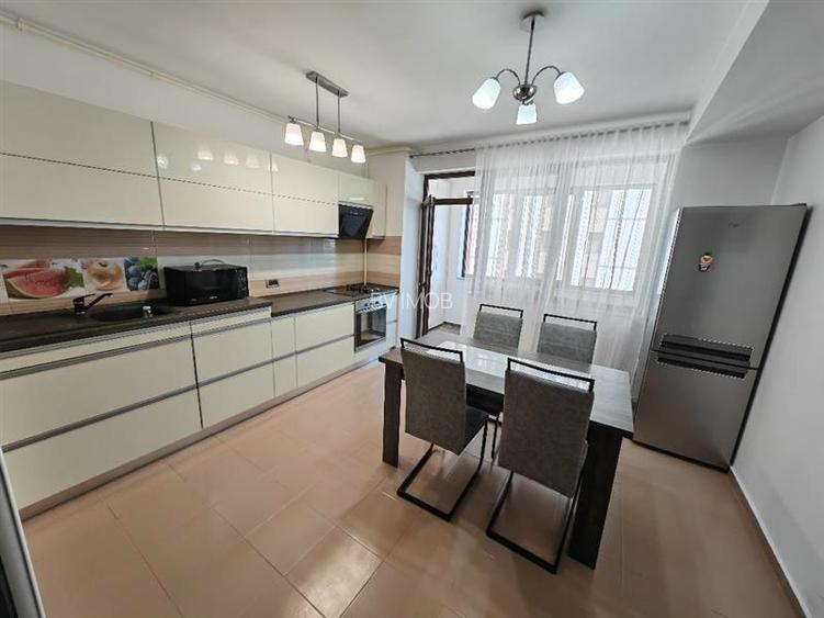 Inchiriem Apartament 3 Camere 94 Mp, Modern, Semidec, Tractorul - 9