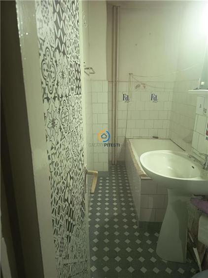 Vânzare garsoniera Găvana 3, etaj 2 4