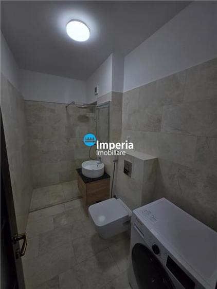 Inchiriez apartament 2 camere, open space, Copou - Royal Town