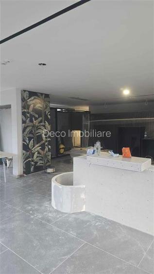 Spatiu comercial 124 mp, vitrina la strada s parcare - 6