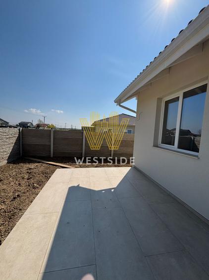 Duplex pe parter de vanzare, in Bucovat