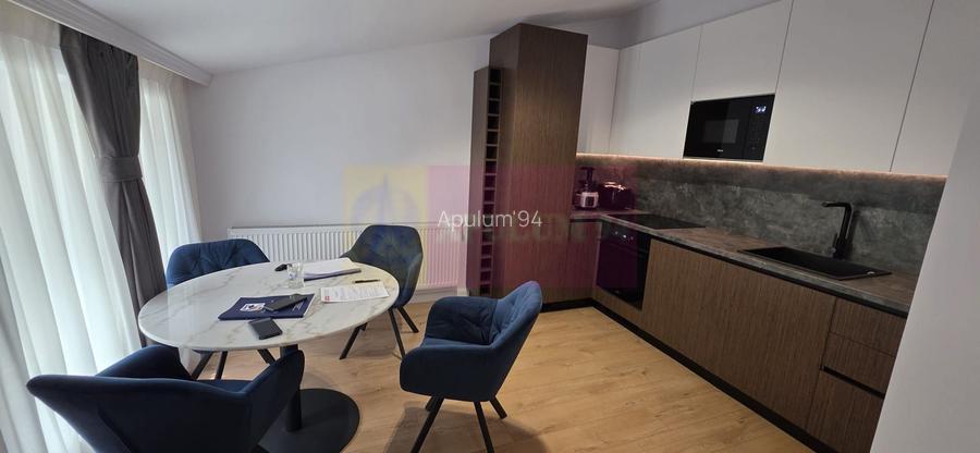 Apartament cu 2 bai si loc de parcare in Sinaia - 2