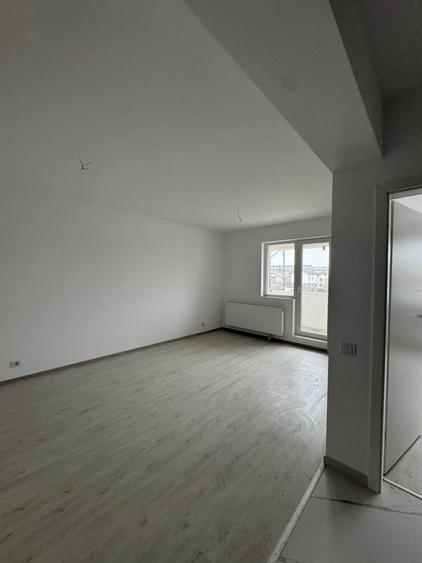 VANZARE APARTAMENT 44 MP-NOU-COMISION 0%-BLOC MIC CU LIFT-DIRECR DEZVOLTATOR