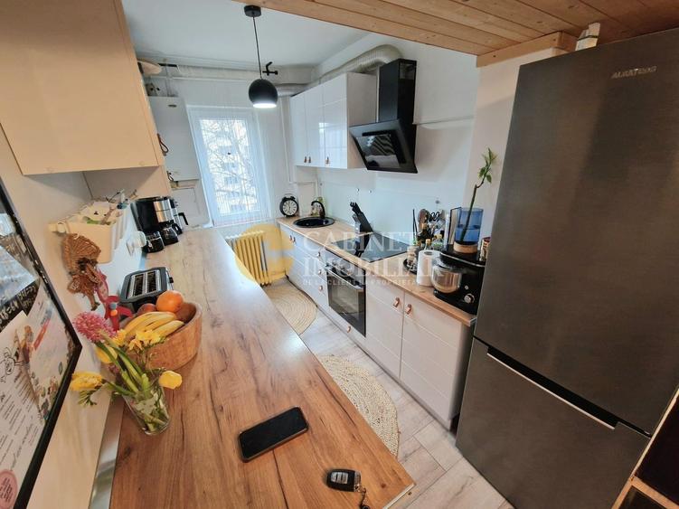 2 Camere-etaj 2-Rond Zimbru