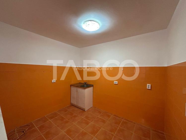 Garsoniera de vanzare 40 mpu etaj intermediar balcon Sibiu - 8