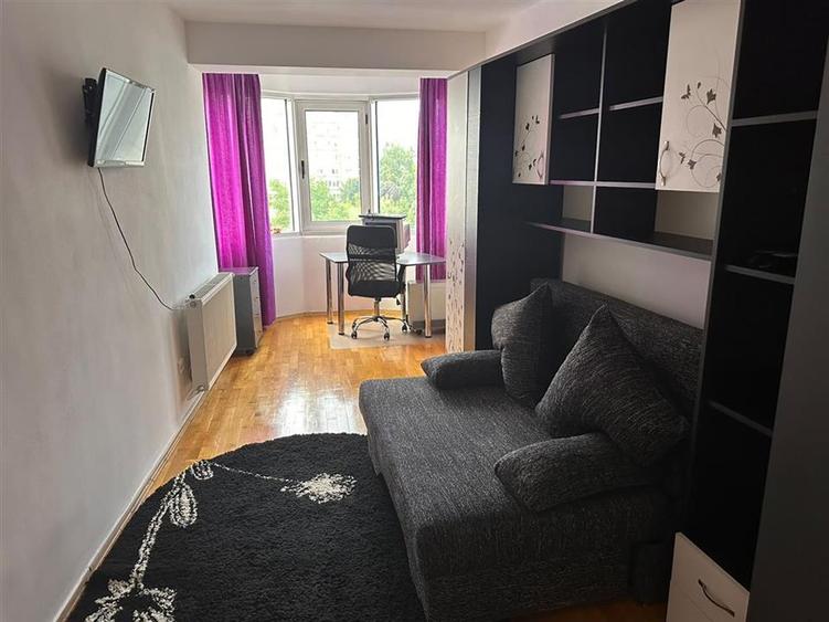 Apartament 3 camere de inchiriat | Bd. Garii | Decomandat
