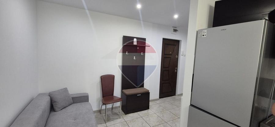 Garsonieră modernă de închiriat | Central Piatra-Neamț
