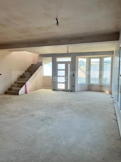 Casa individuala, 900 mp teren, zona La soare