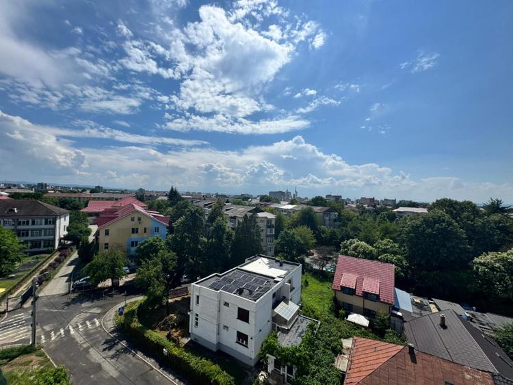 Apartament 2 camere, 43 mp, zona Sasar