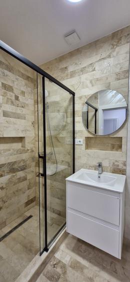 SINAIA-CENTRAL, DE VANZARE APARTAMENT CU 2 CAMERE SI 2 BAI !!!