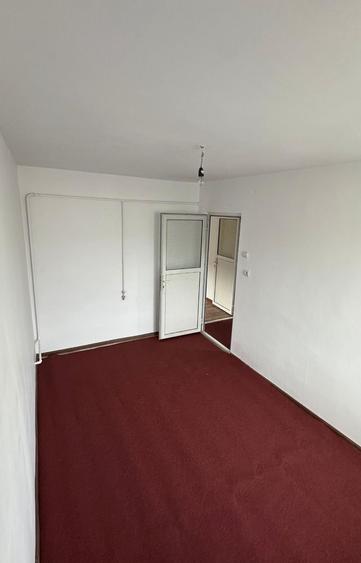 3 camere decomandat | 49 mp | Etaj 2 | Păcurari – Petru Poni (ING) | Ideal pentru renovare și personalizare