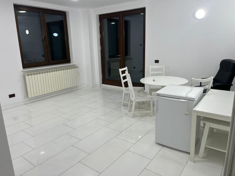 Vanzare apartament 5 camere tip penthouse Floreasca