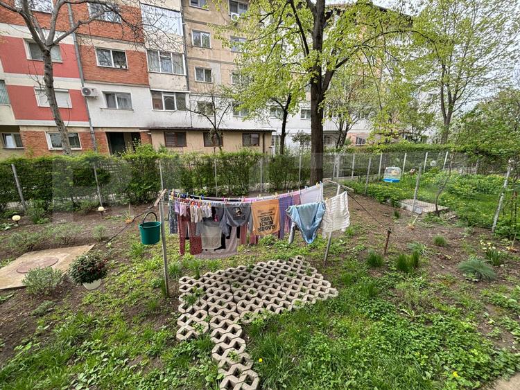 Apartament 3 camere decomandat, 65.30 mp + boxa, zona Frumoasa