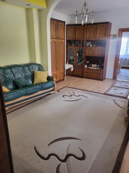 Casa individuala, zona Vatra Luminoasa, 8 min metrou Iancului, curte , parcari