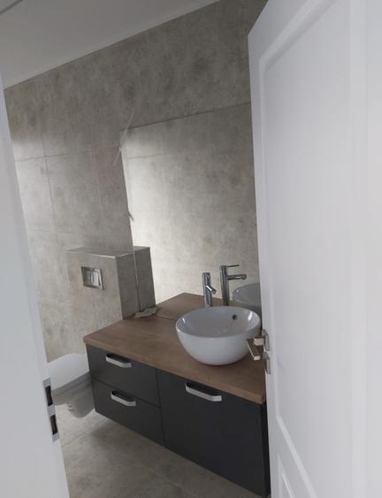 Penthouse , 4 camere, 200 mp utili, 400 mp terasele , zona Baciu