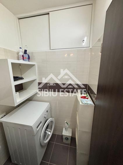 Apartament 3 camere de inchiriat Sibiu