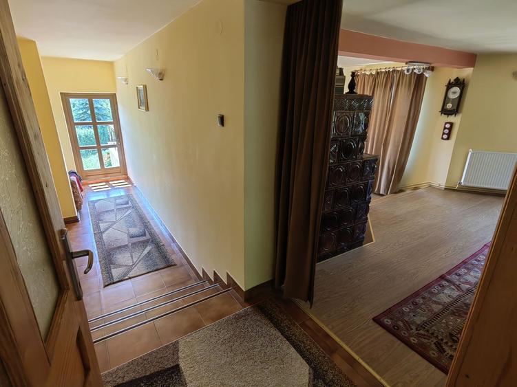 Casa/Vilă aproape de pădure Vâlcele + 1235 m² teren 160.000 EURO